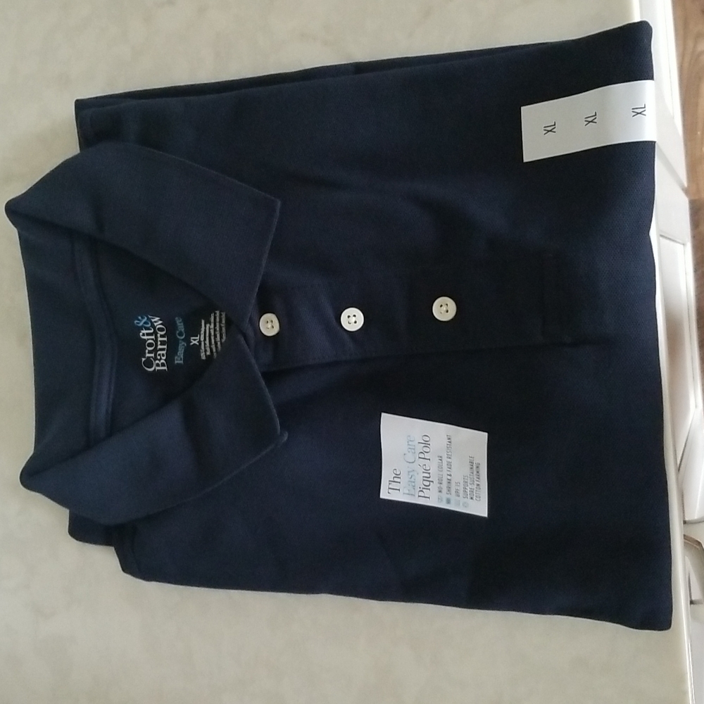 Mens navy polo. Croft and Barrow. Size xl